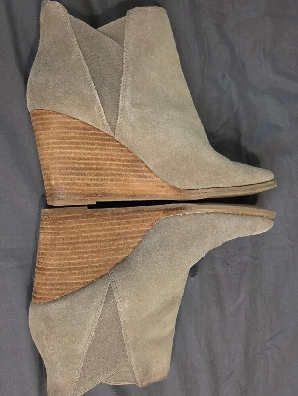 Women's Lucky Brand Taupe Suede Wedge Ankle Boots sz 10